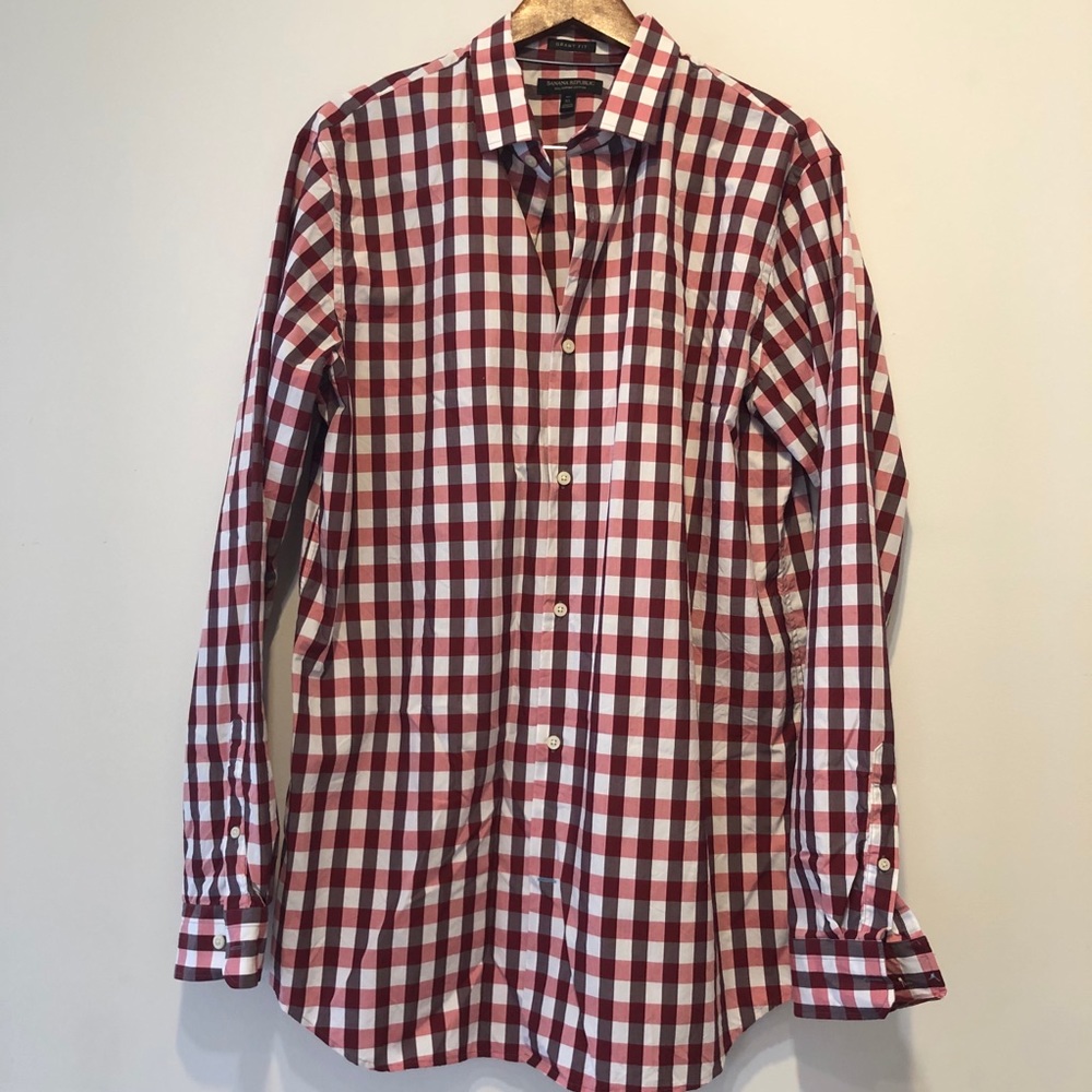 Banana Republic Grant Fit Button Up